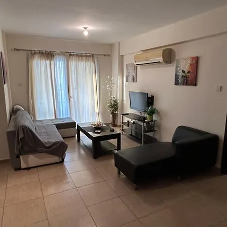 Apartment Modern 2br Near Finikoudes - Larnaca